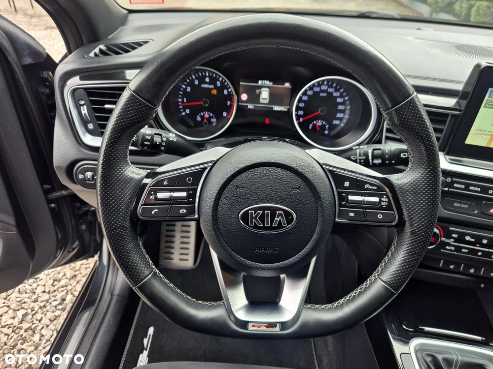 Kia Ceed 1.4 T-GDI OPF GT Line - 29