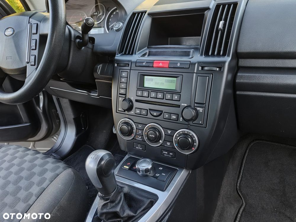 Land Rover Freelander - 30