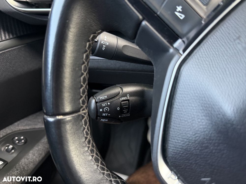 Peugeot 3008 BlueHDi 130 Stop & Start Active - 30