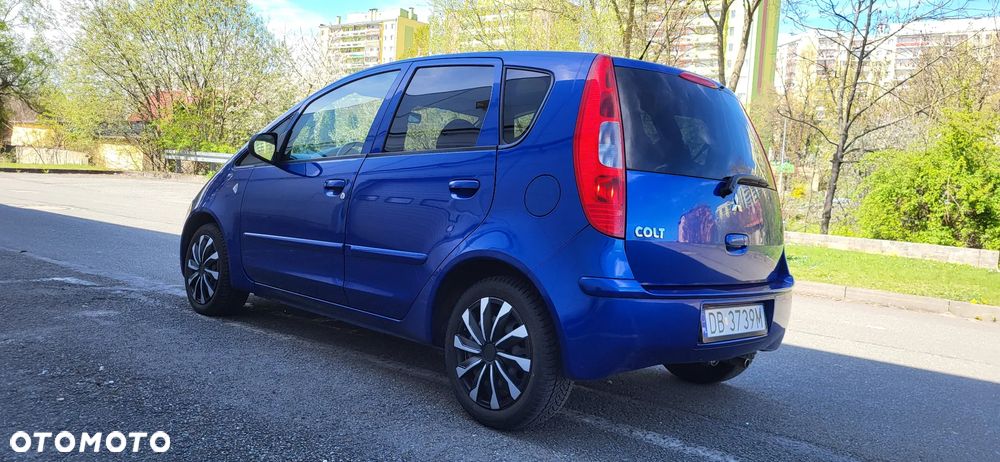 Mitsubishi Colt 1.5 Instyle Edition Gold - 11