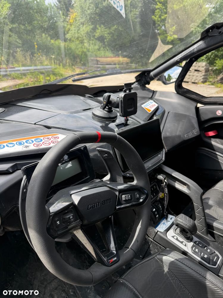 Can-Am Maverick - 11