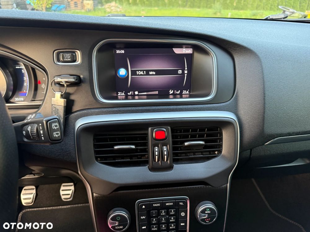 Volvo V40 D2 RDesign - 33