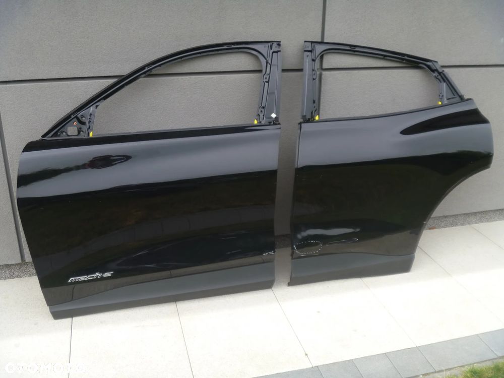 FORD MUSTANG MACH E BŁOTNIK PRAWY LISTWA  ŁADNY ORYGINAŁ - 17