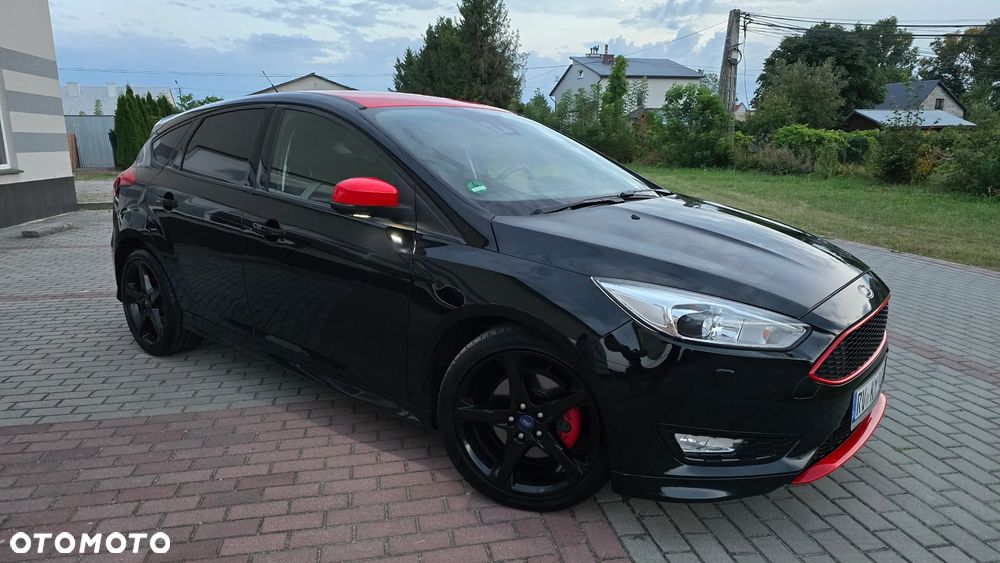 Ford Focus 1.5 EcoBoost ST-Line - 31