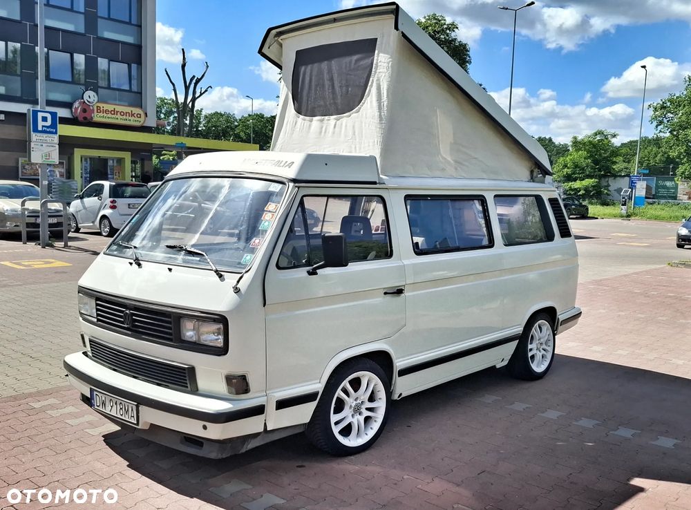 Volkswagen Multivan - 2