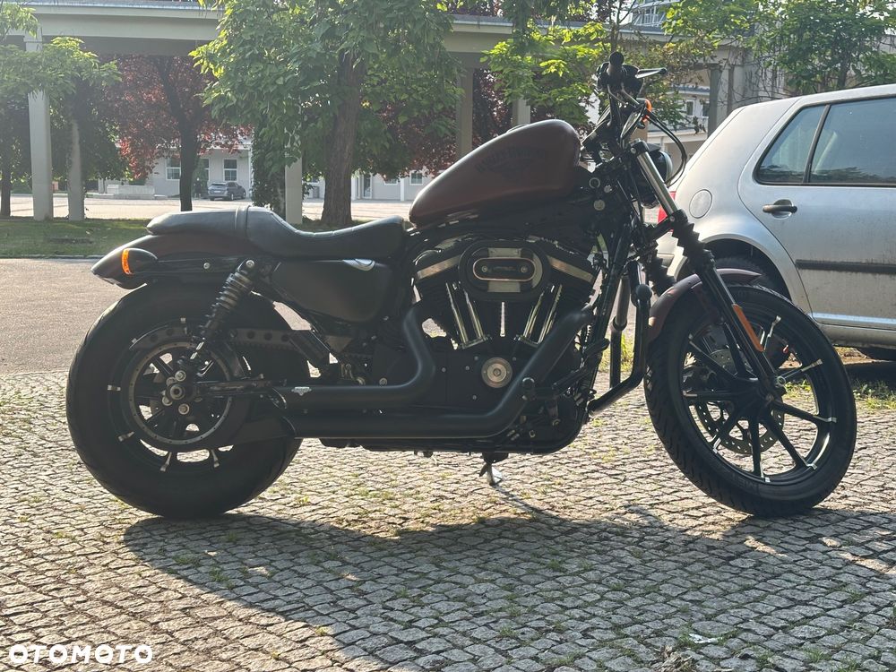 Harley-Davidson Sportster Iron 883 - 5