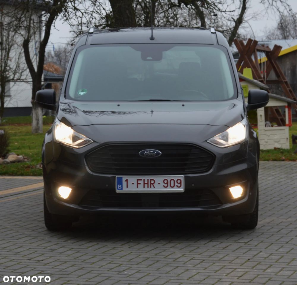 Ford Tourneo Connect - 11