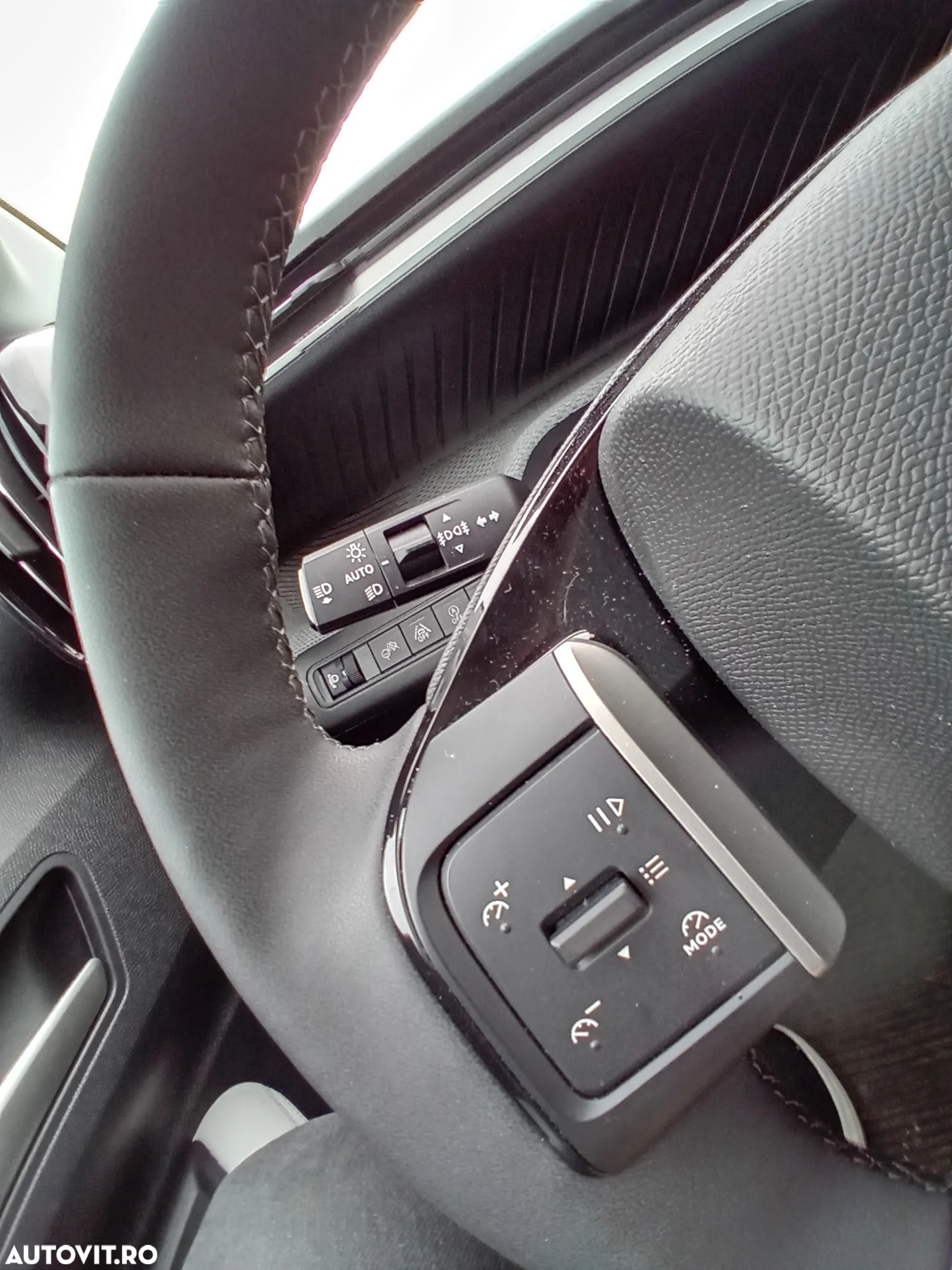 Citroën C3 1.2 PureTech 100 S&S BVM6 MAX - 22