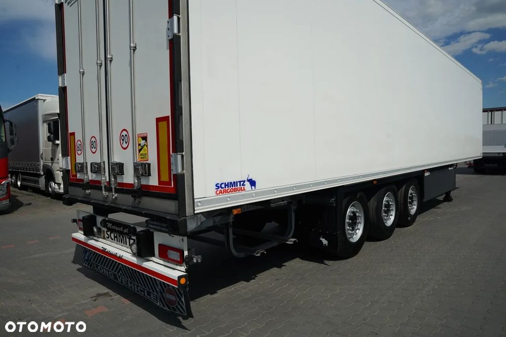 Schmitz Cargobull / CHŁODNIA / CARRIER MAXIMA 1300 / OS PODNOSZONA  / KOSZ NA PALETY - 13