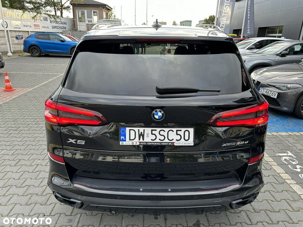 BMW X5 xDrive30d mHEV - 11