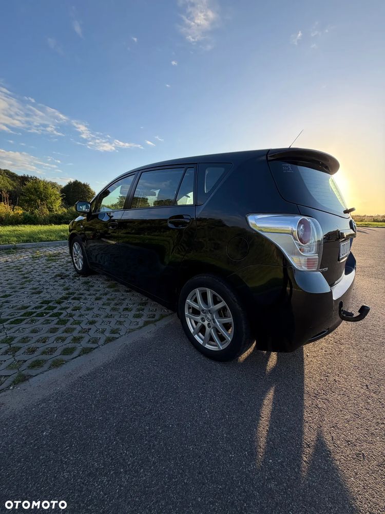 Toyota Verso 2009 photo 5