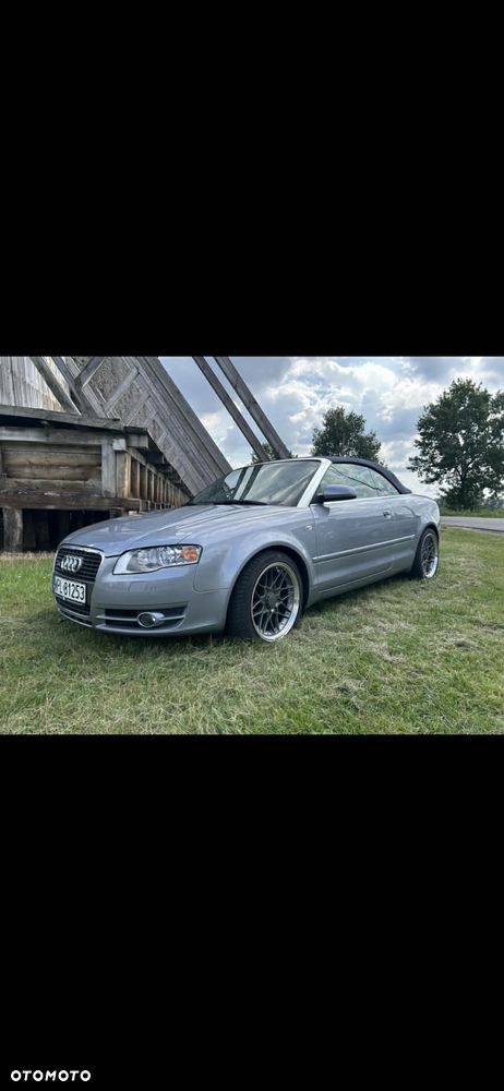 Audi A4 Cabrio 2.0 TDI DPF - 9