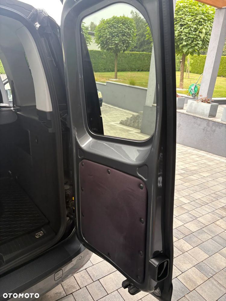 Volkswagen Caddy 2.0 TDI Style DSG - 8