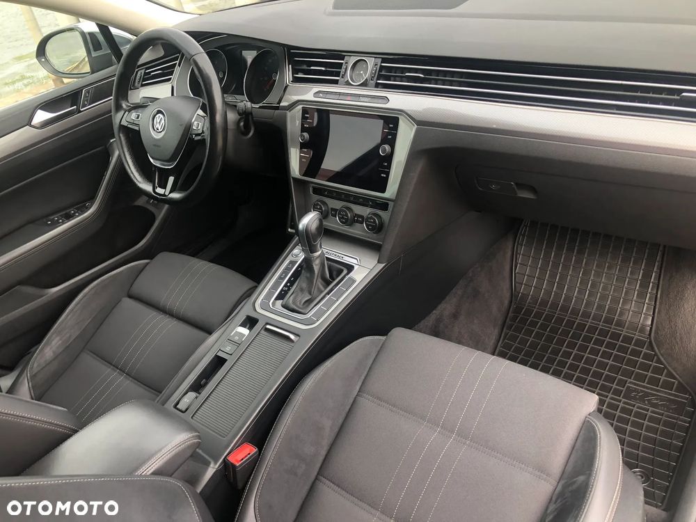 Volkswagen Passat Alltrack - 29