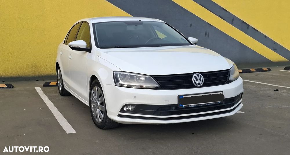 Volkswagen Jetta 2.0 TDI Comfortline - 2