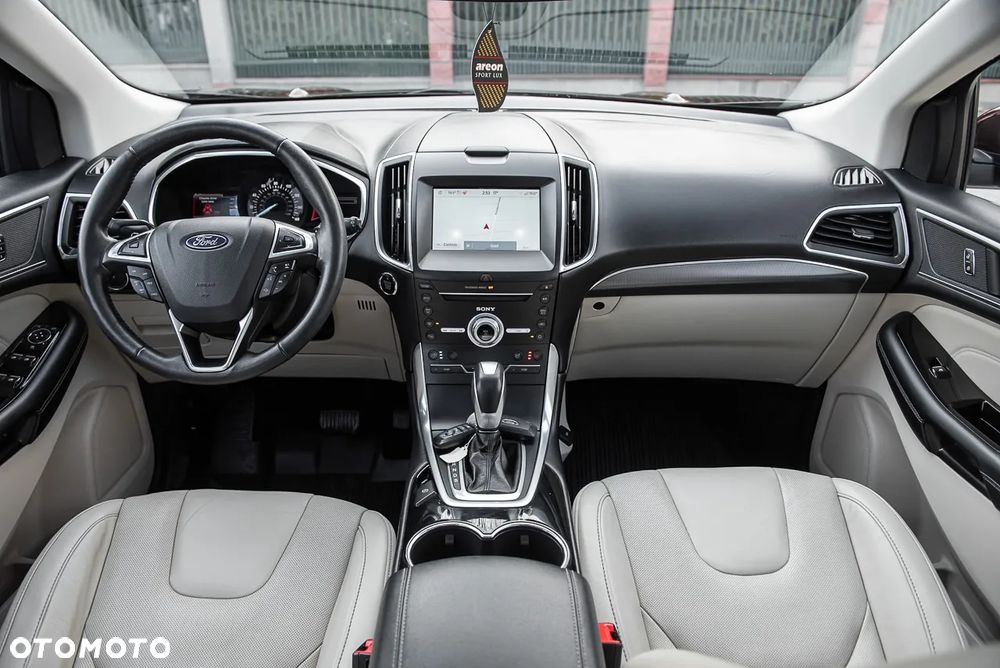 Ford Edge - 7