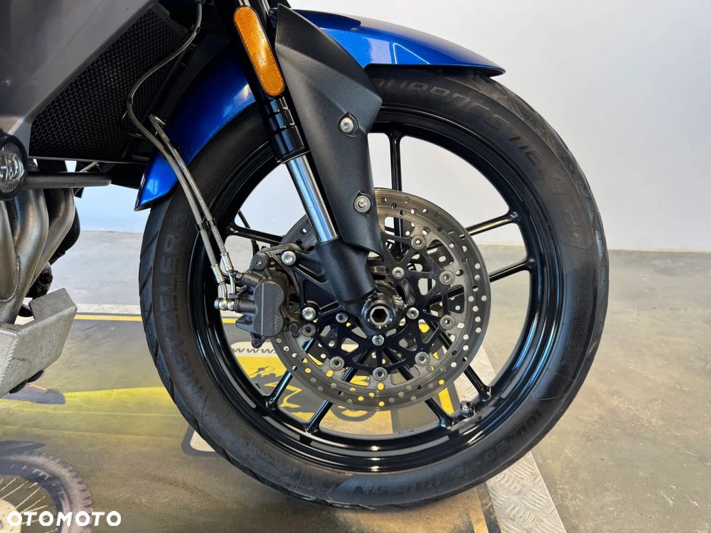Triumph Tiger - 8