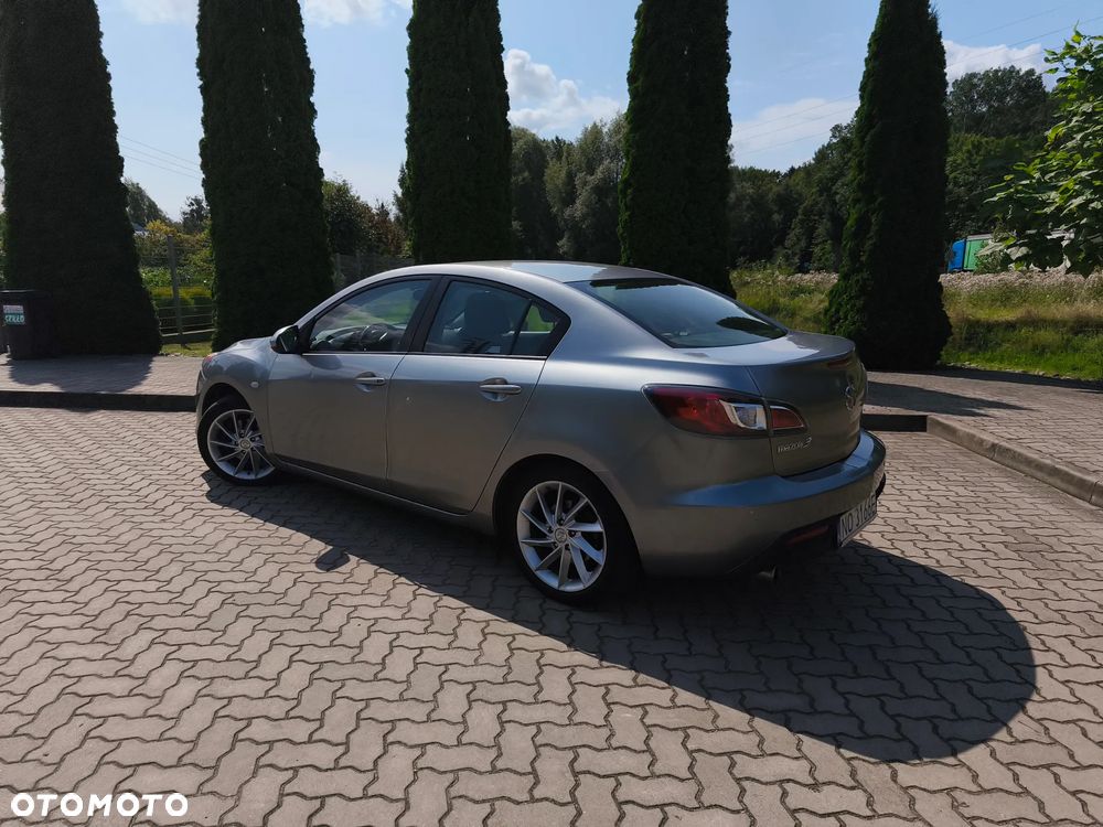 Mazda 3 2.0 Exclusive + - 10