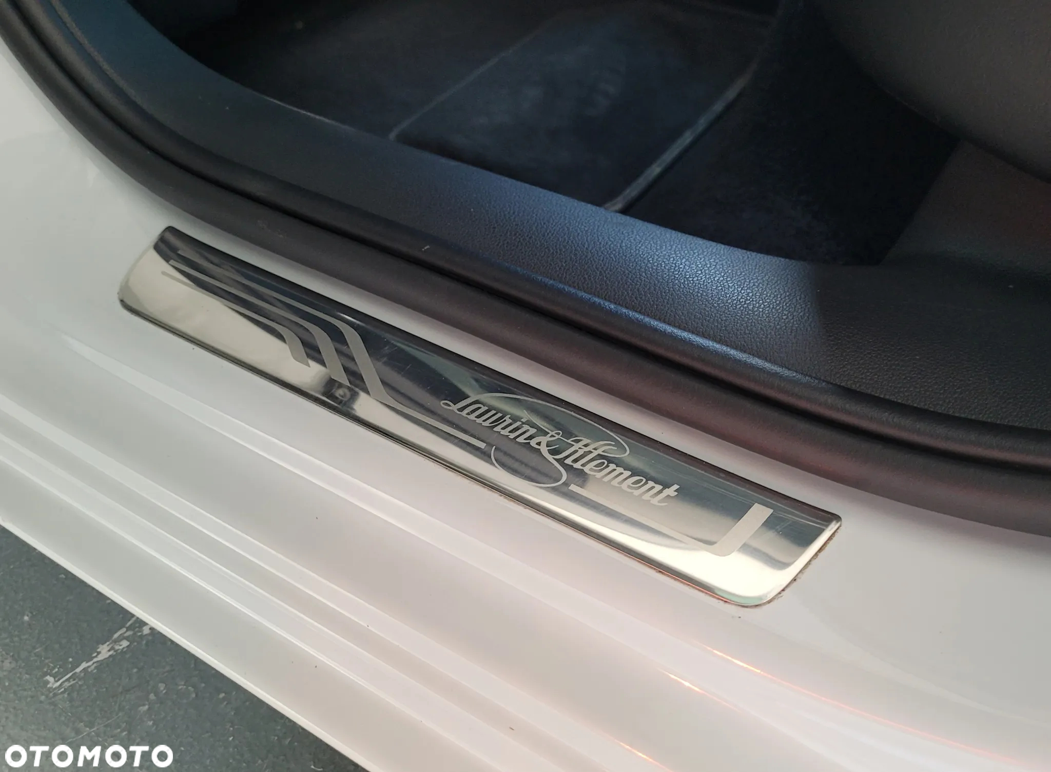 Skoda Superb Combi 2.0 TDI 4x4 DSG L&K - 25
