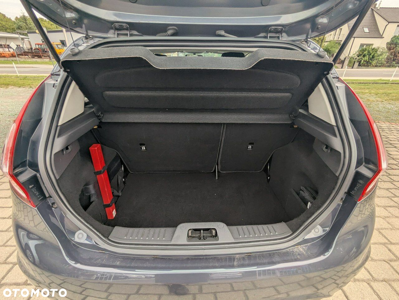 Ford Fiesta - 10