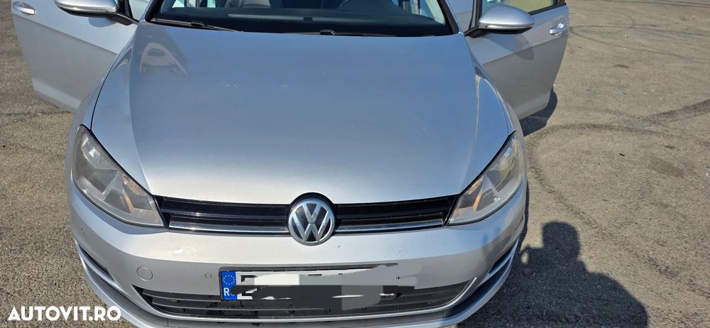 Volkswagen Golf 1.6 TDI BlueMotion Technology Lounge - 10