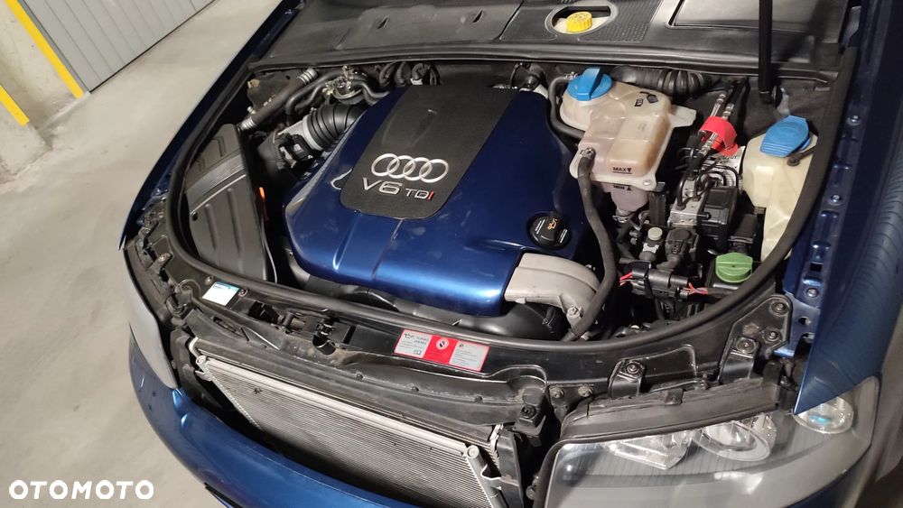 Audi A4 Limousine - 31