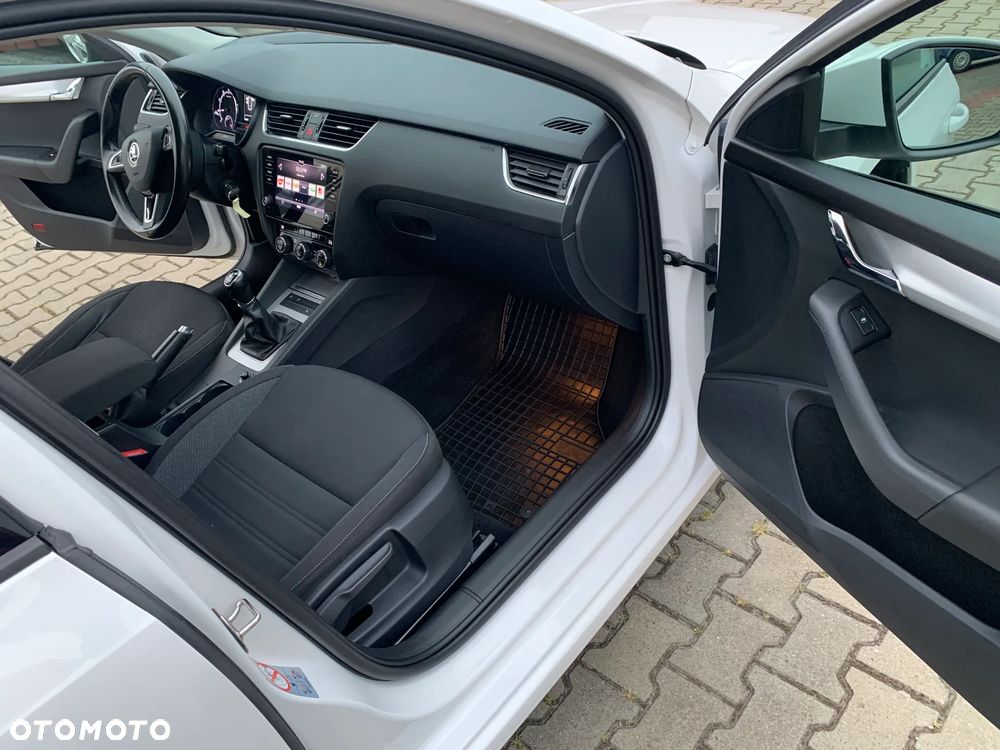 Skoda Octavia 1.5 TSI GPF ACT Ambition - 20