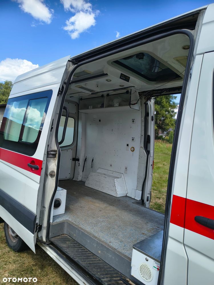Volkswagen Crafter - 2