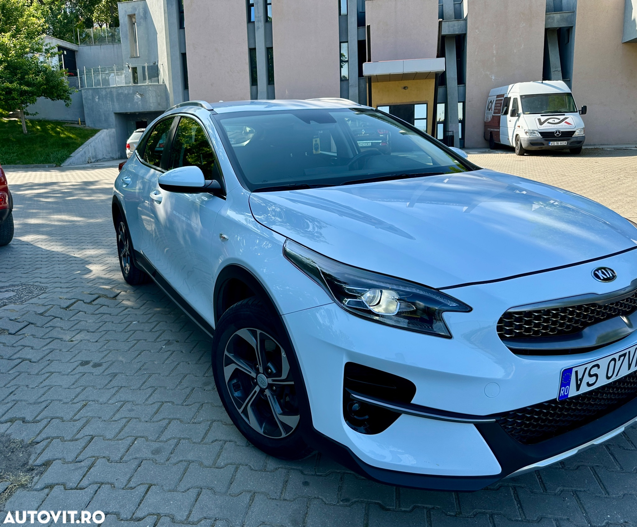 Kia XCeed 1.0 T-GDI 6MT City - 3