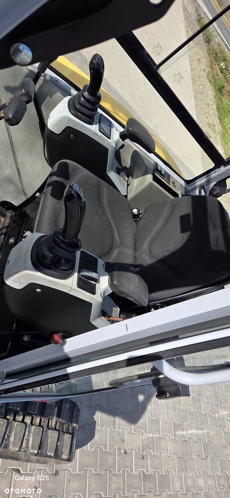 Wacker Neuson EZ28 - 3