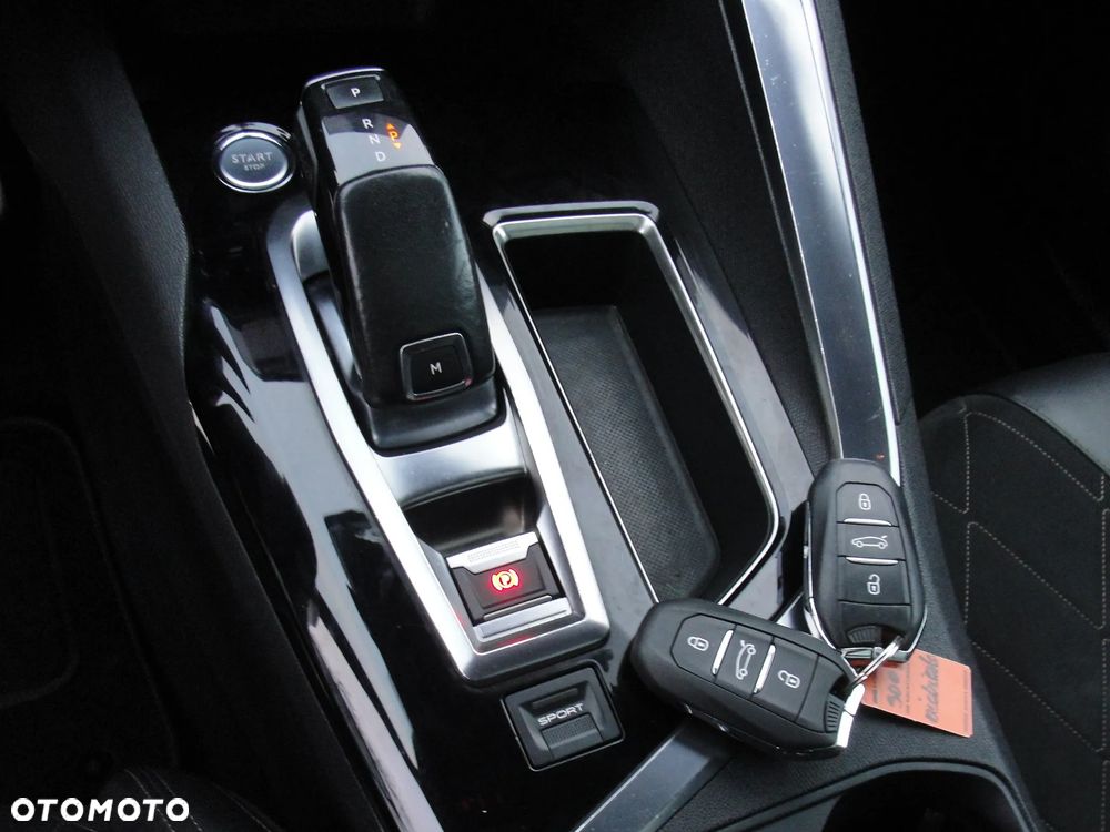 Peugeot 3008 BlueHDi 180 Stop & Start EAT6 GT - 17