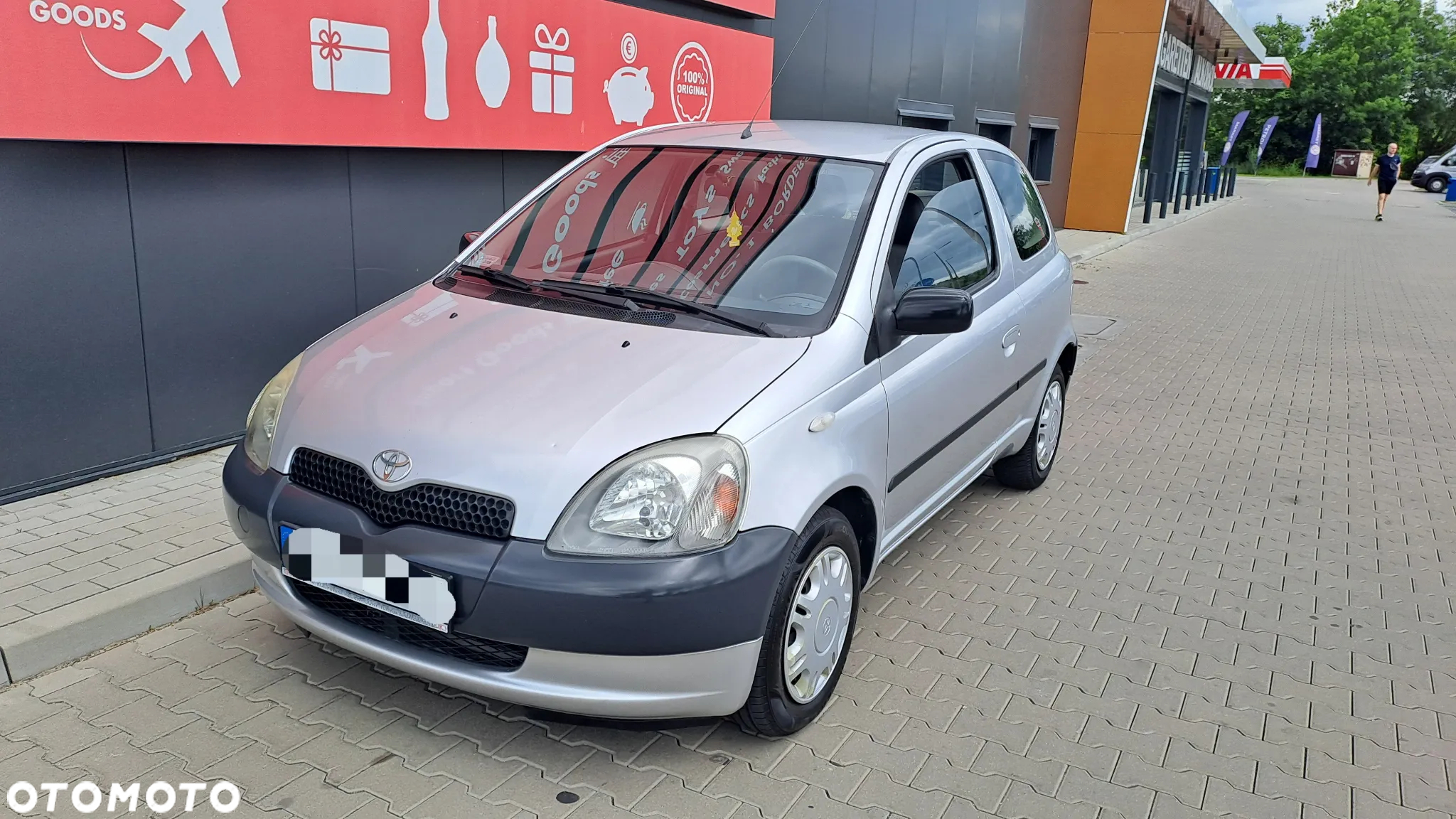 Toyota Yaris 1.0 Base - 3