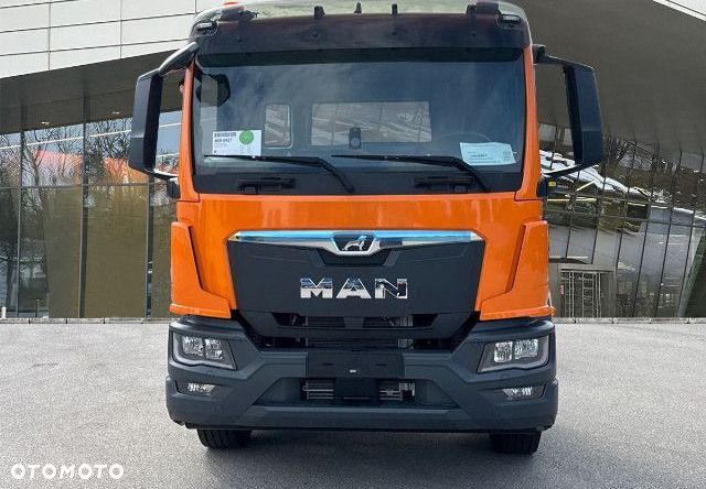 MAN NOWE podwozie MAN TGM 26.320 6x2 / 2026 / bez przebiegu / kab. sypialna - 2