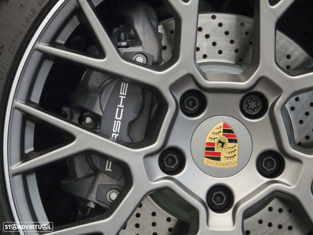 Porsche 911 (992) Carrera PDK - 13