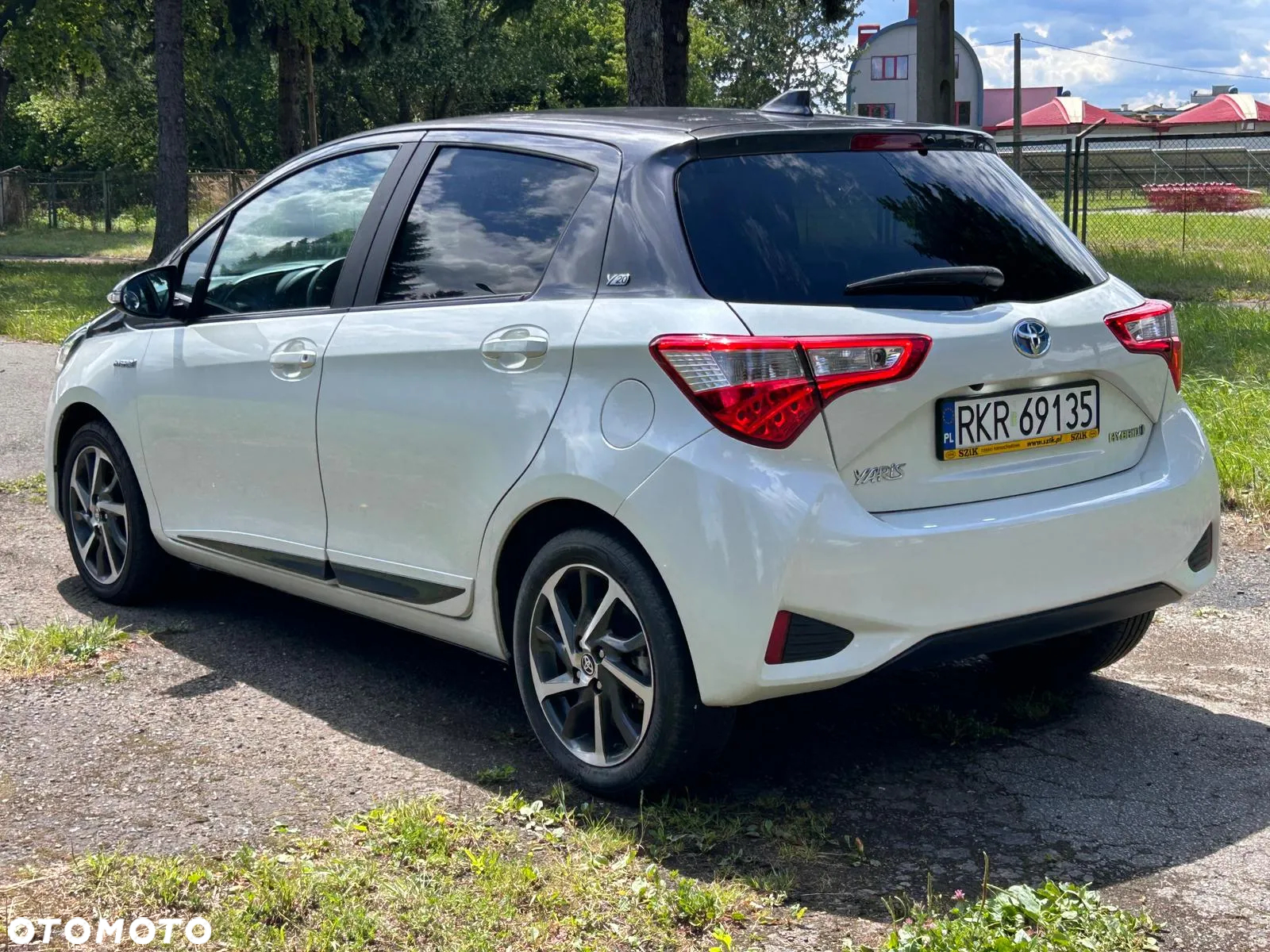 Toyota Yaris Hybrid 1.5 VVT-i Y20 Club - 10