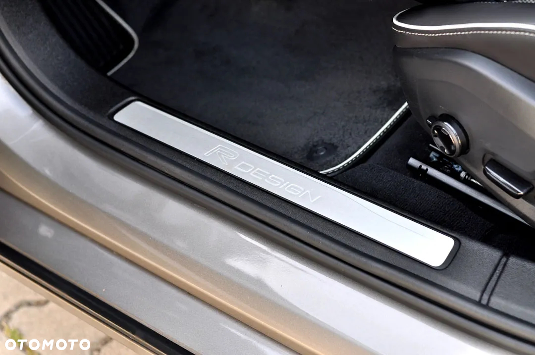 Volvo S60 T5 AWD R-Design - 15
