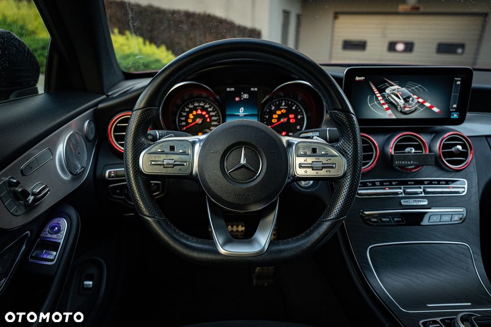 Mercedes-Benz Klasa C 300 d 4Matic 9G-TRONIC AMG Line - 16