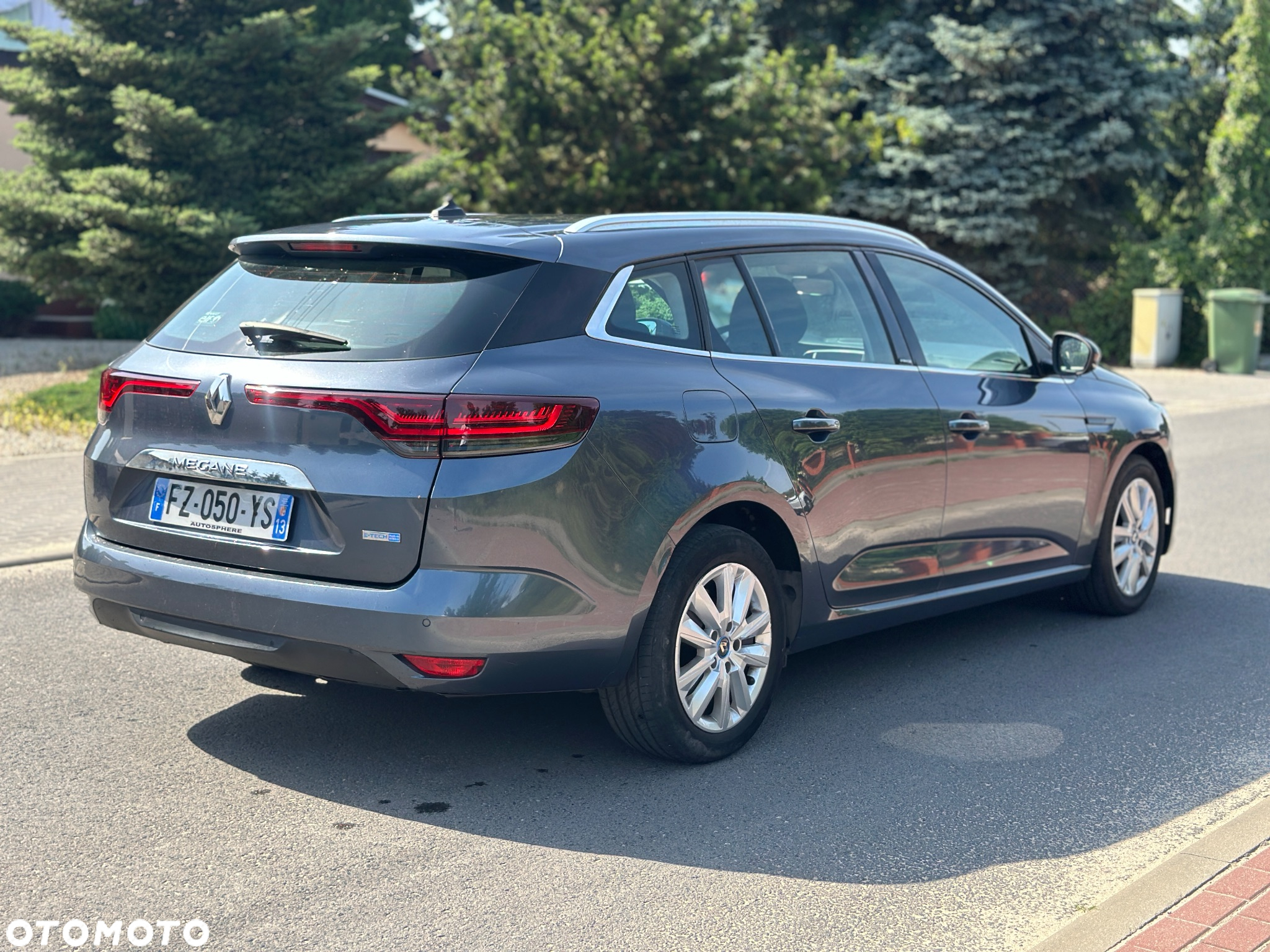 Renault Megane Grandtour E-TECH Plug-in 160 BUSINESS EDITION - 5
