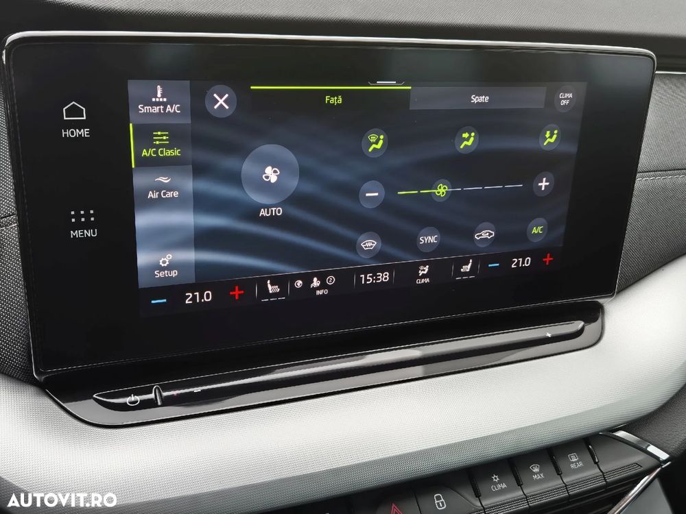 Skoda Octavia 2.0 TDI DSG Style - 27