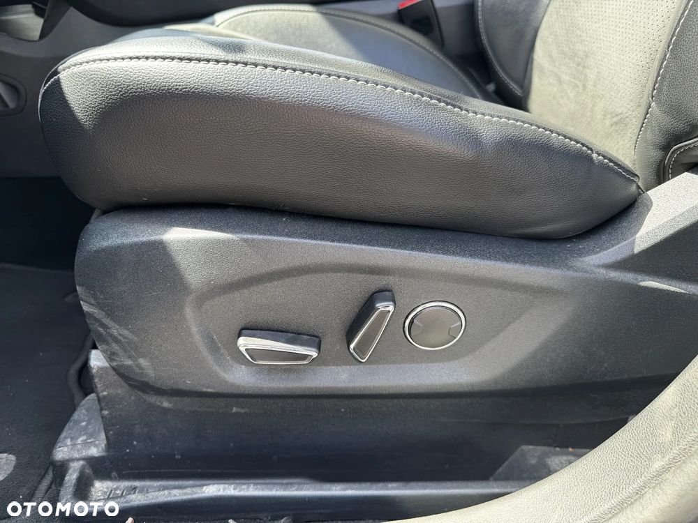 Ford S-Max 2.0 EcoBlue Titanium - 9