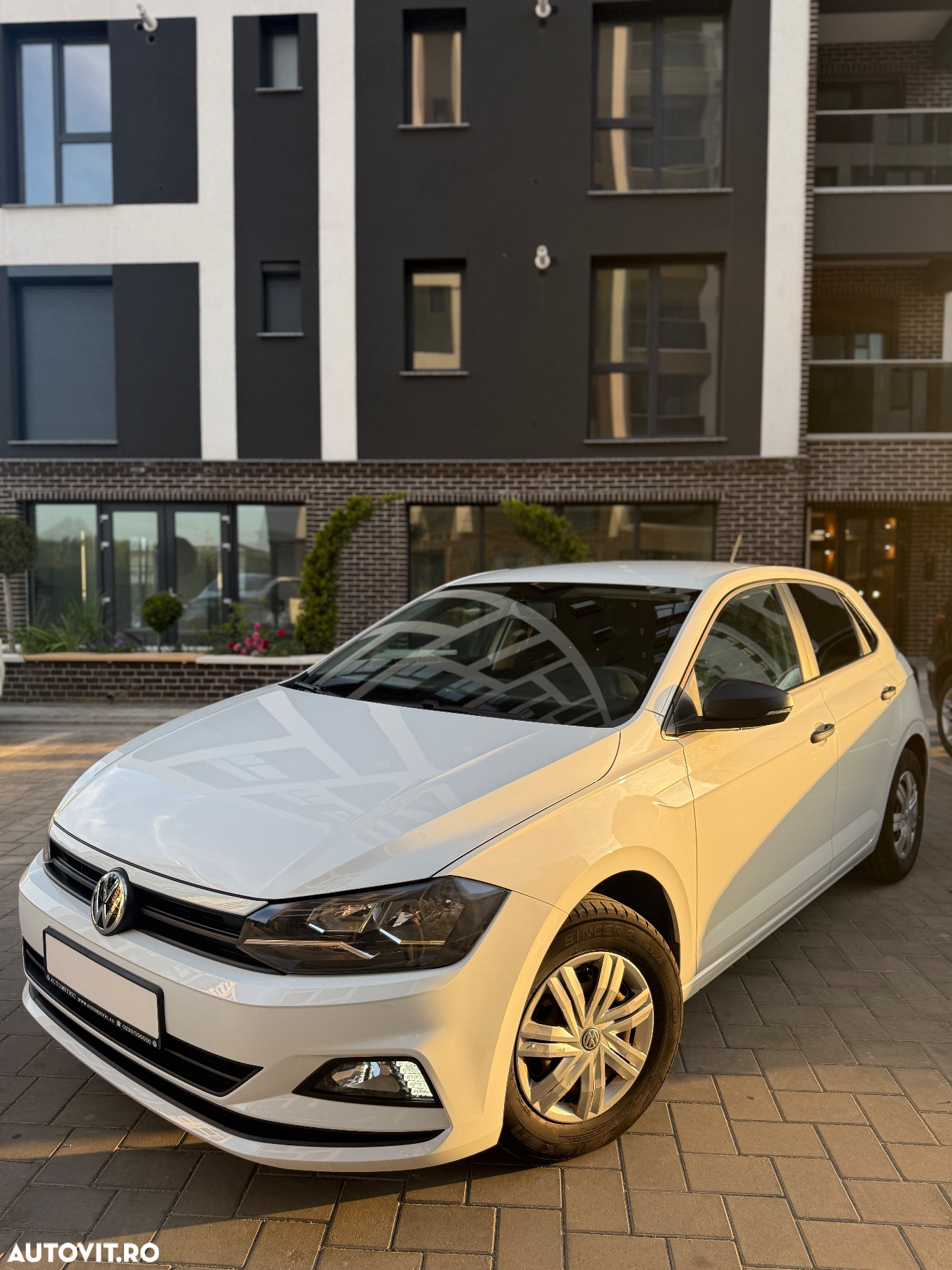 Volkswagen Polo 1.0 Trendline - 4