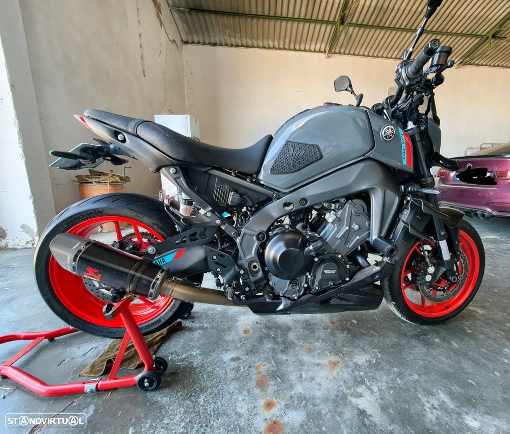 Yamaha MT-09 - 2