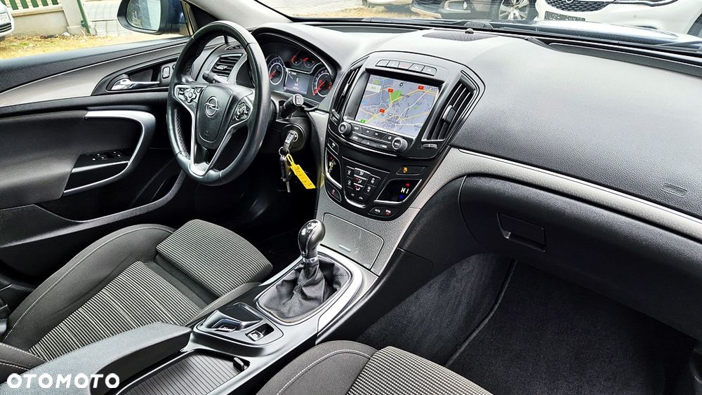 Opel Insignia 1.4 T Cosmo S&S - 33