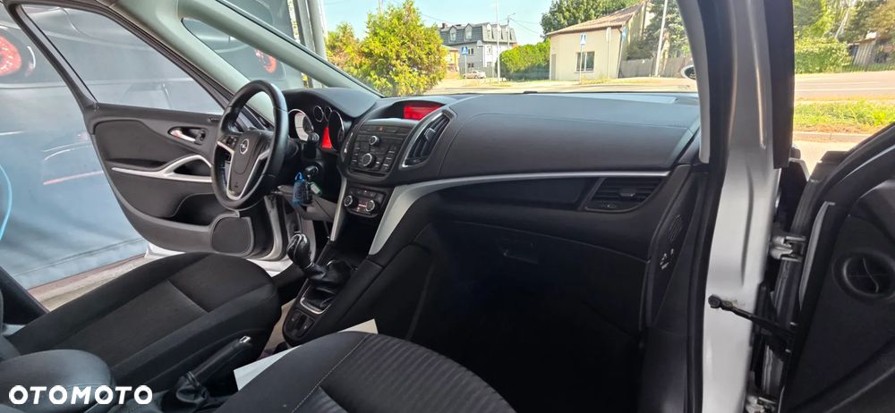 Opel Zafira Tourer 1.4 Turbo ecoFLEX Start/Stop Business Edition - 33