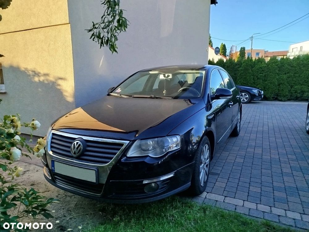 Volkswagen Passat 2.0 TDI Comfortline DSG - 1