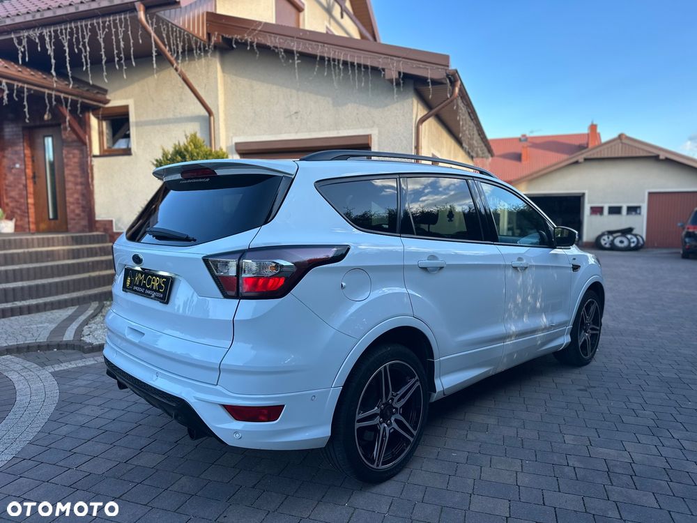 Ford Kuga 2.0 TDCi 2x4 ST-Line - 9