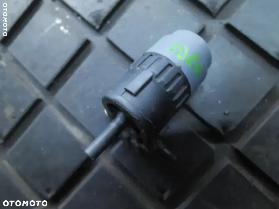 FIAT IDEA POMPKA SPRYSKIWACZY SZYBY CZOŁOWEJ - 1