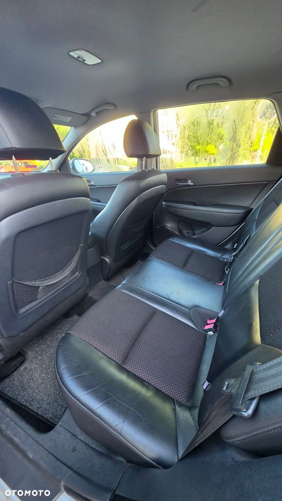 Hyundai i30 1.6 CRDi Comfort EU5 - 5
