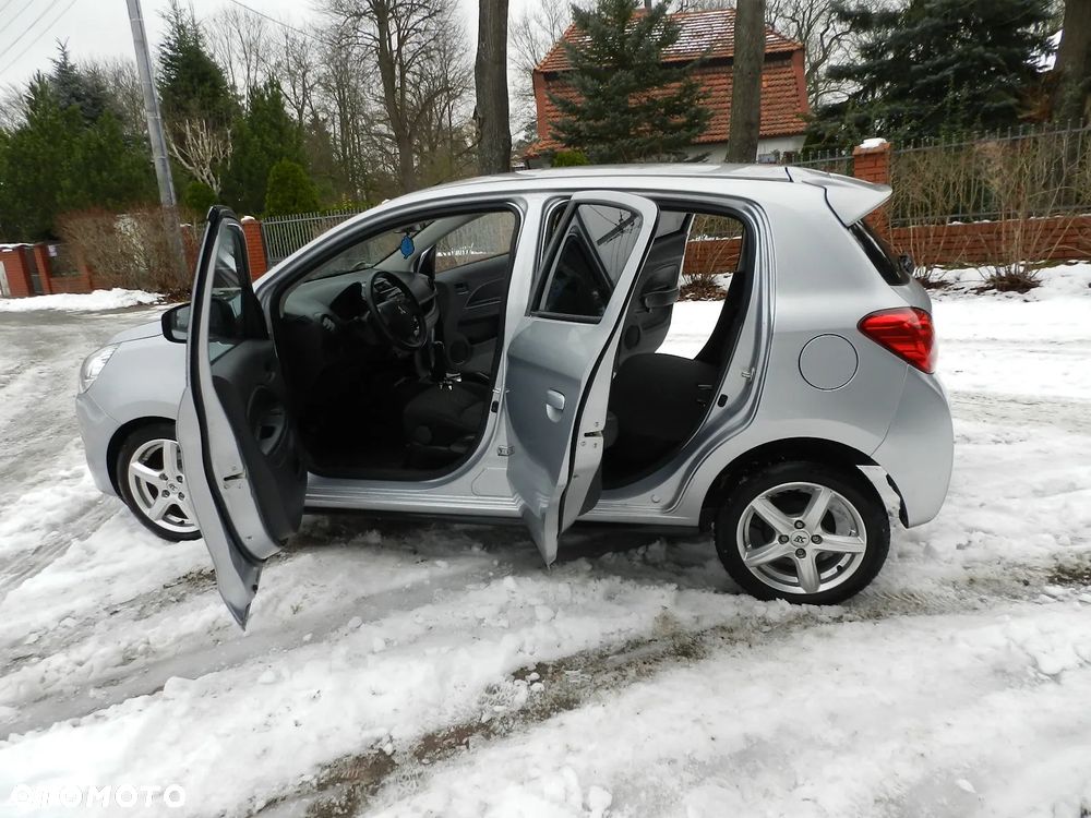 Mitsubishi Space Star - 6