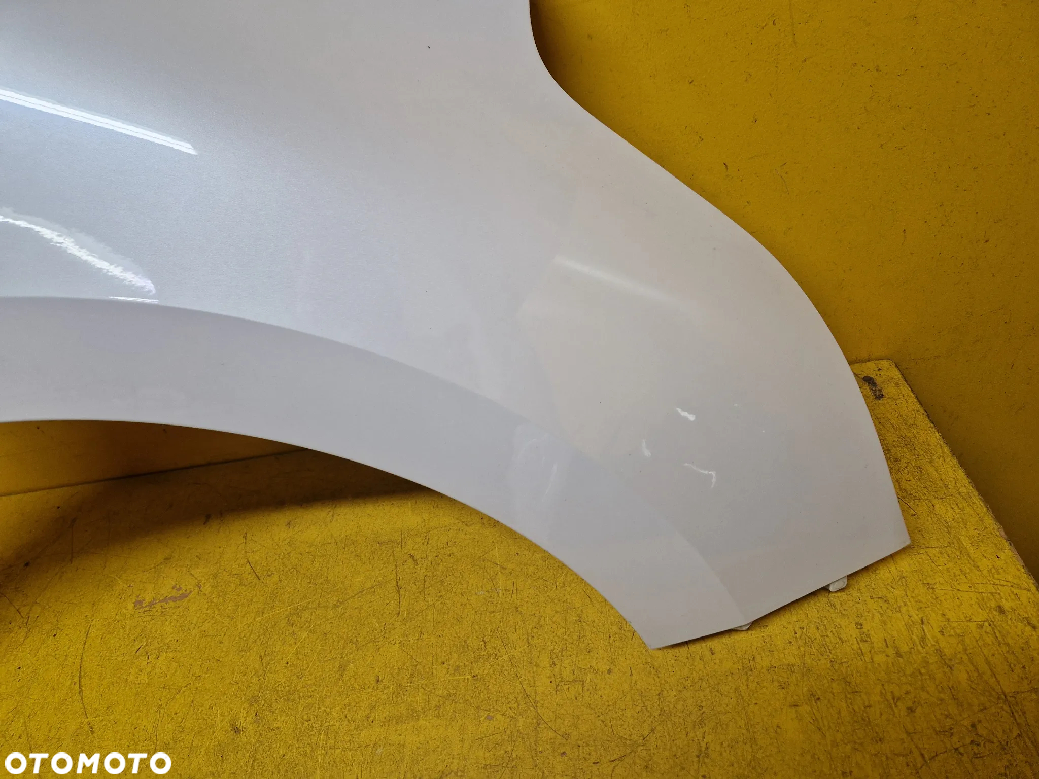 RENAULT SCENIC IV BŁOTNIK PRAWY PRZOD 631003924R - 2